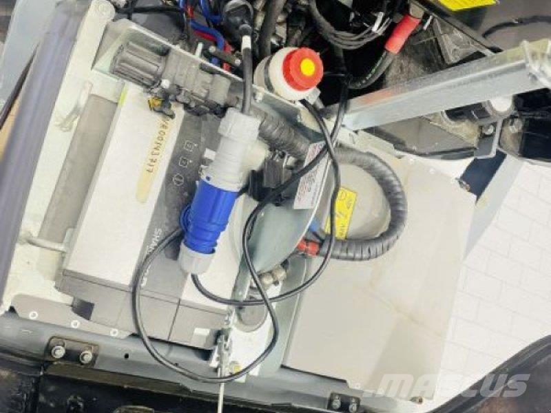 GiANT G2200E Мини товарачи
