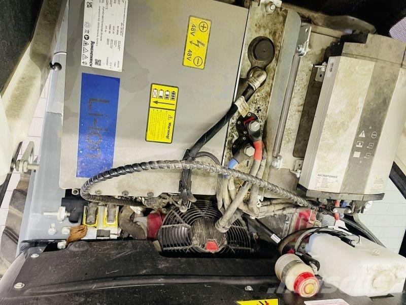 GiANT G2700E Мини товарачи
