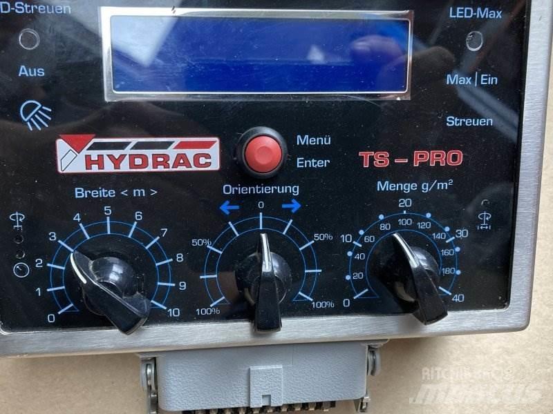 Hydrac T 1400 Разстилачки на пясък и сол