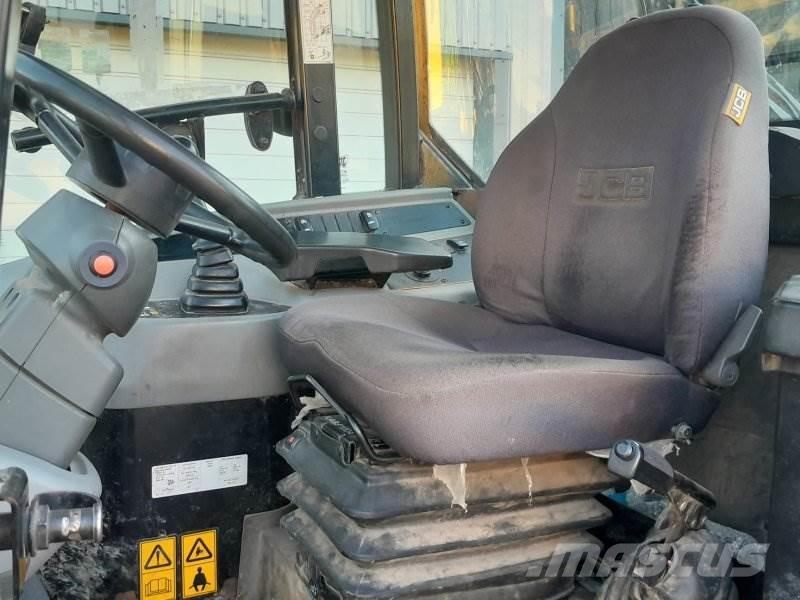 JCB TM 220 Колесни товарачи