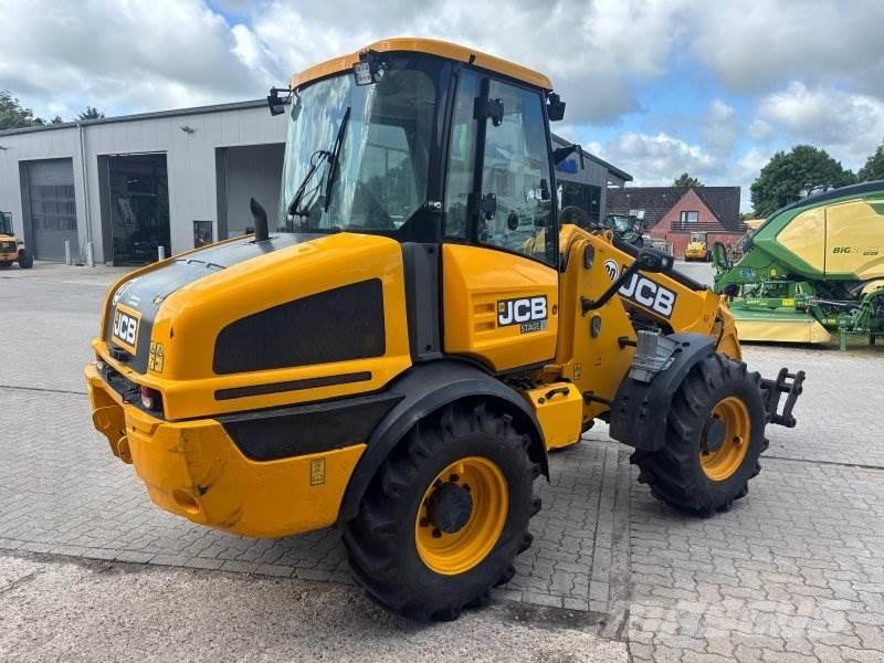 JCB TM 220 Колесни товарачи