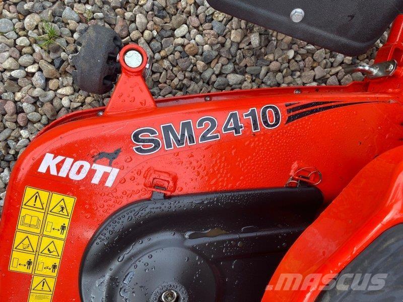 Kioti CS2520H Компактни трактори