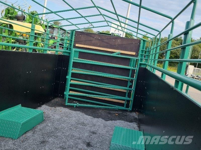 Knies VA 8 Ремаркета за превоз на животни