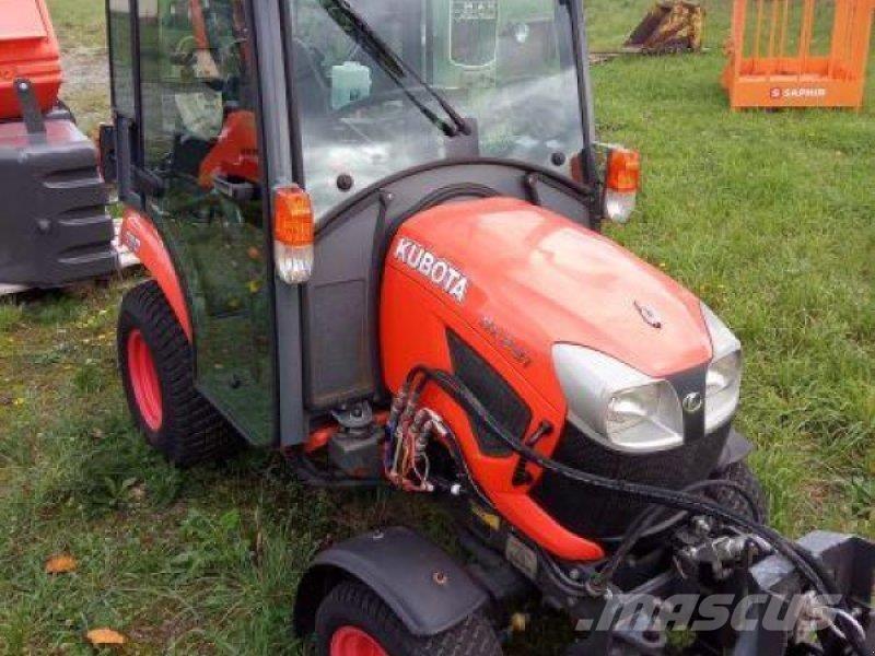 Kubota BX231 Компактни трактори