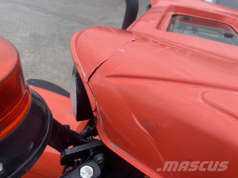 Kubota M 7153 Трактори