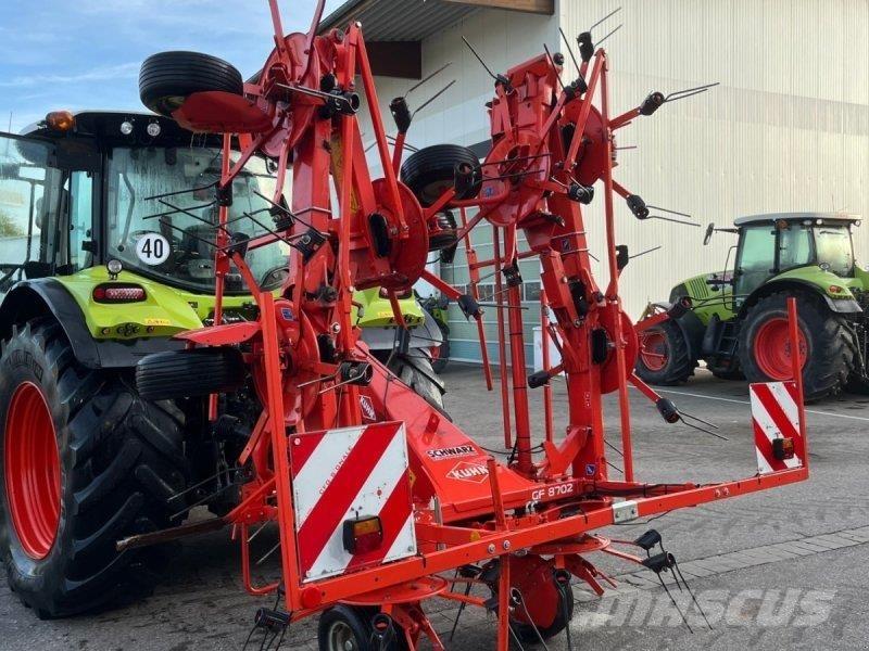 Kuhn GF 8702 Гребла и сенообръщачки