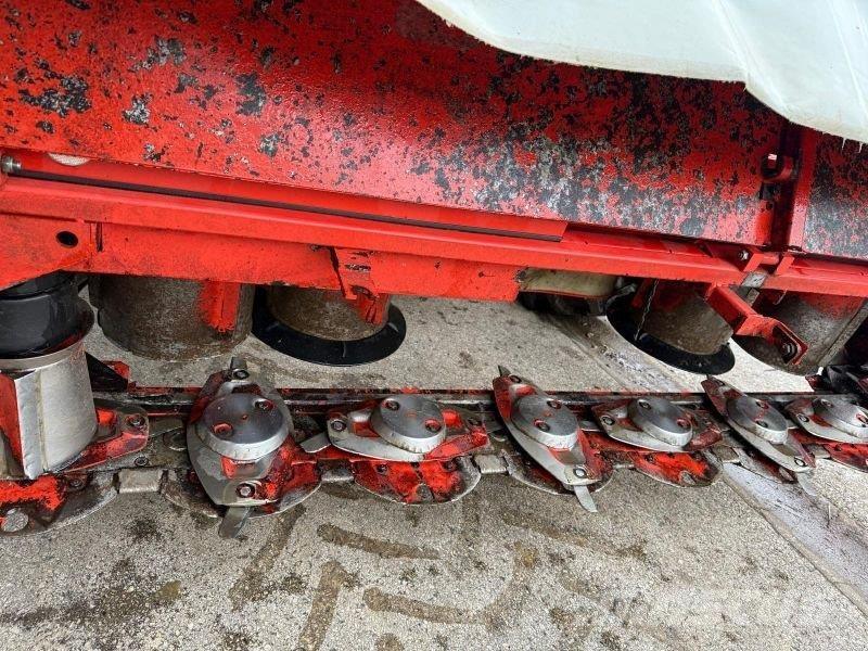 Kuhn GMD 802F Косачки