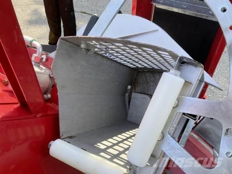  SIT - 700 P 2 Машини за цепене и рязане на дърва