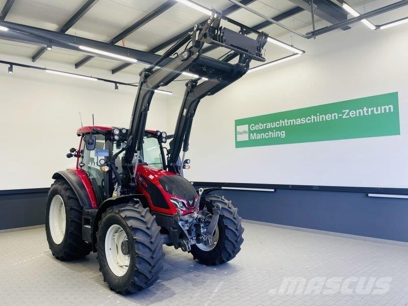 Valtra G135A Трактори