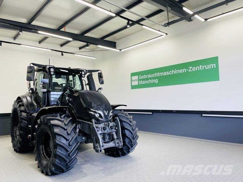Valtra Q285 Трактори