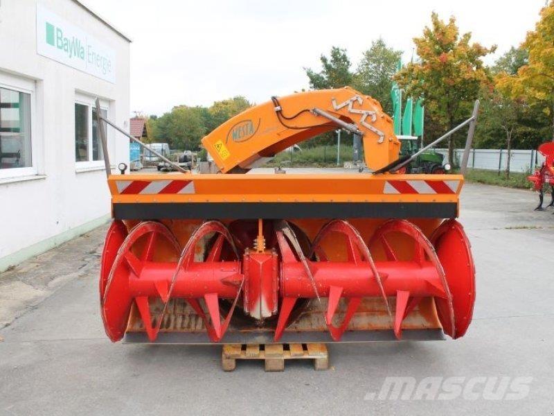  Westa 950/2600 Снегохвъргачки
