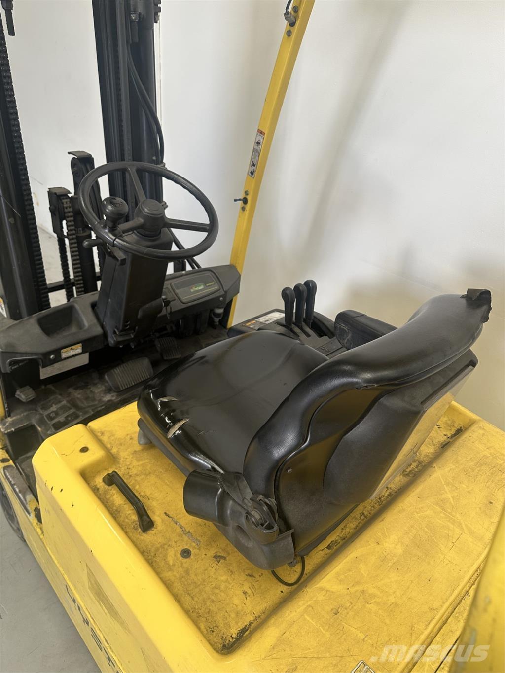 Hyster J1.8XMT Електрически вилични кари-повдигачи