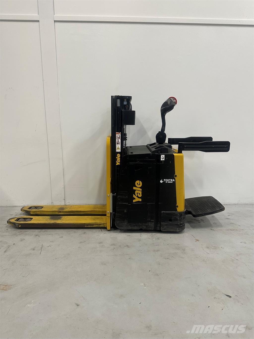 Yale MP20XD Самоходни товарачи