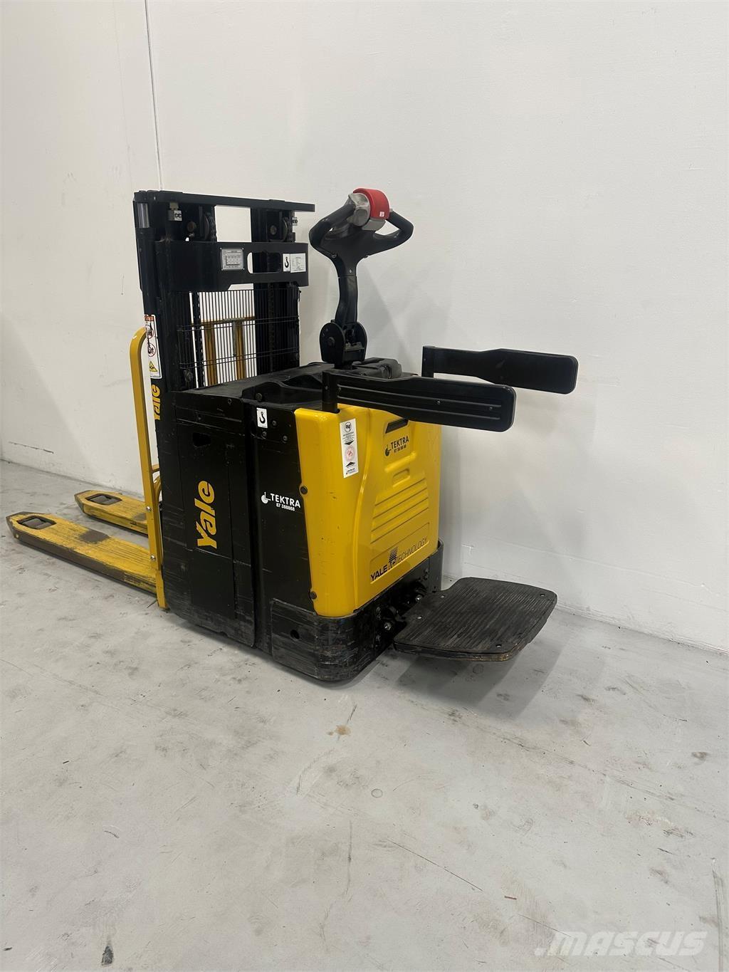 Yale MP20XD Самоходни товарачи