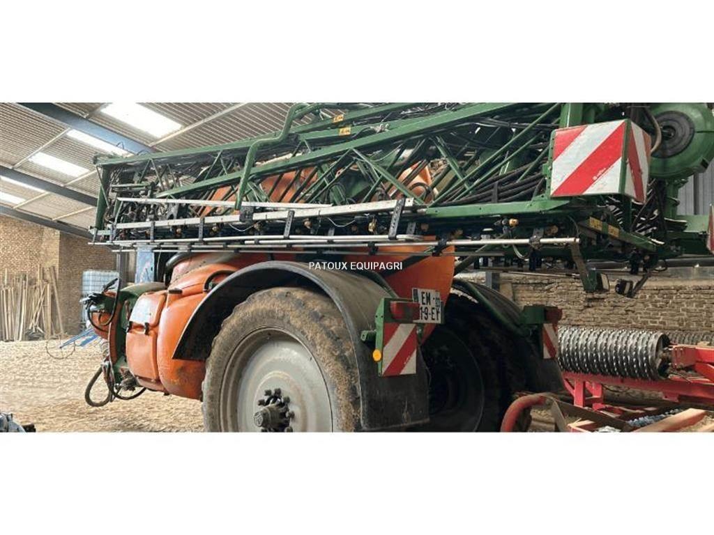 Amazone UX5200 Прикачни пръскачки
