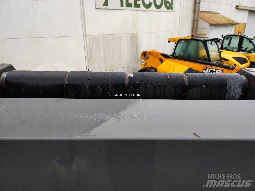 CLAAS Variant 360 Сламопреси за кръгли бали
