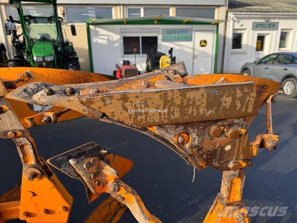 Huard 670 Стандартни плугове