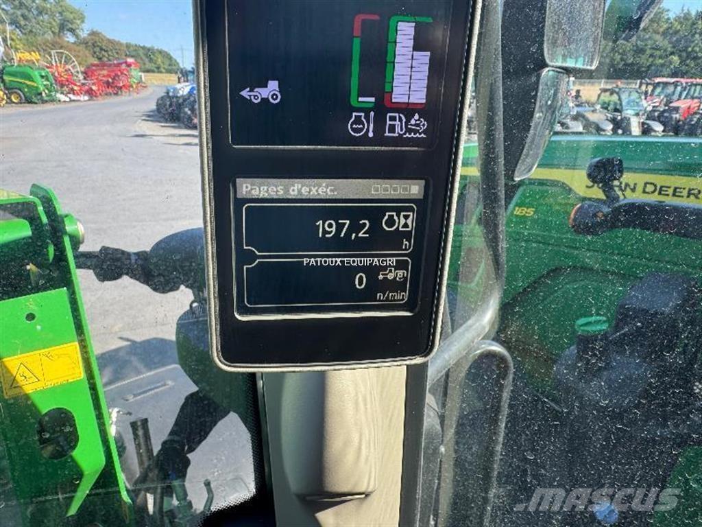 John Deere 6100M Трактори