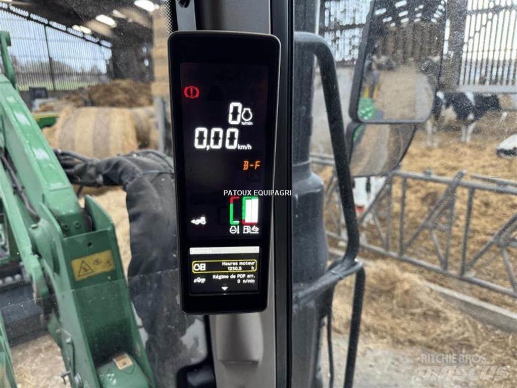John Deere 6120M Трактори