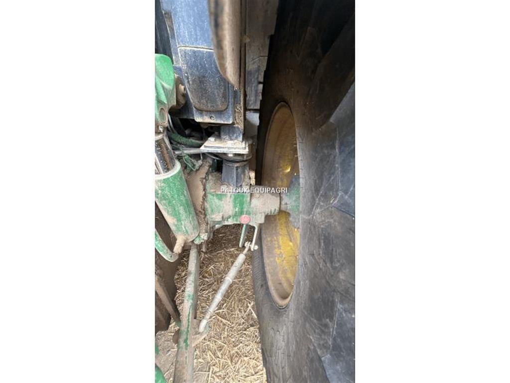John Deere 6130R Трактори