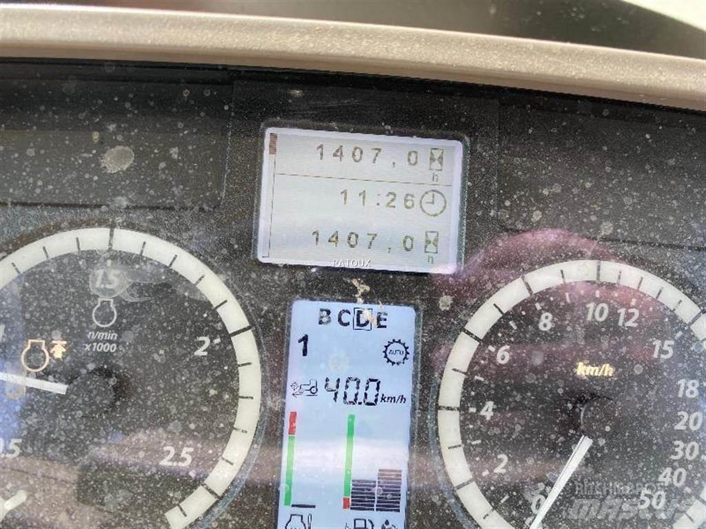 John Deere 6155M Трактори
