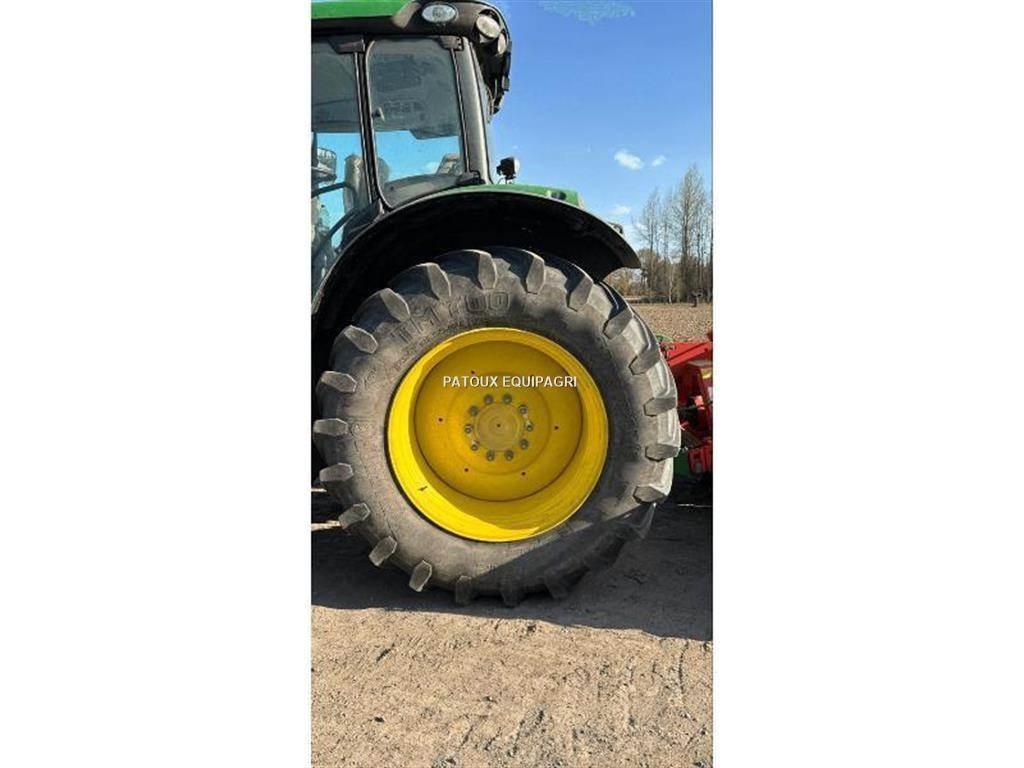 John Deere 6195R Трактори