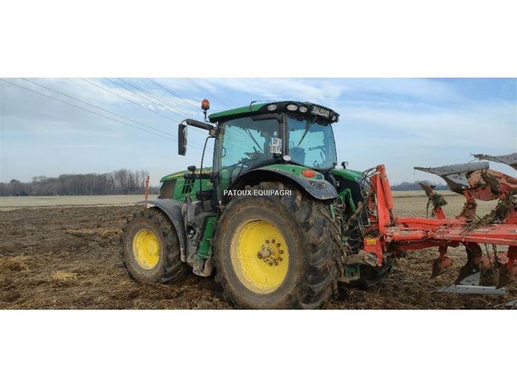 John Deere 6215R Трактори