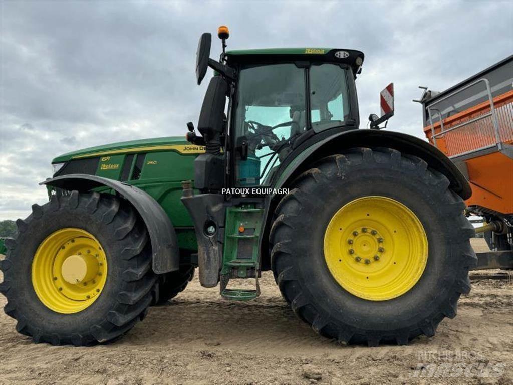 John Deere 6R250 Трактори