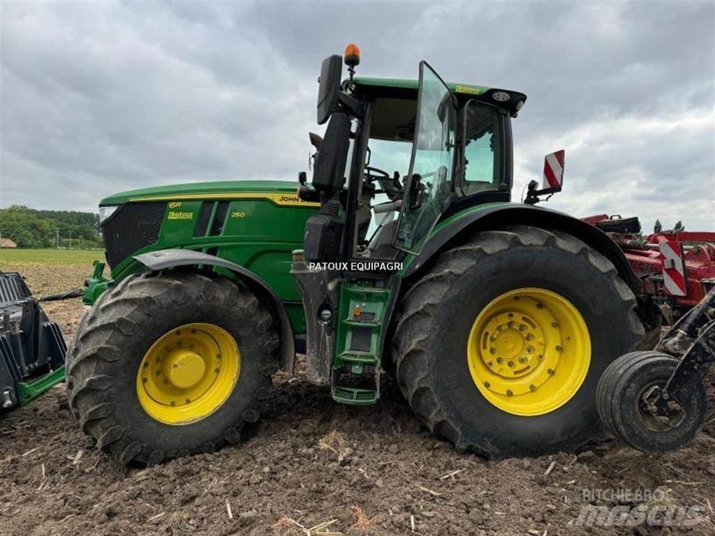 John Deere 6R250 Трактори