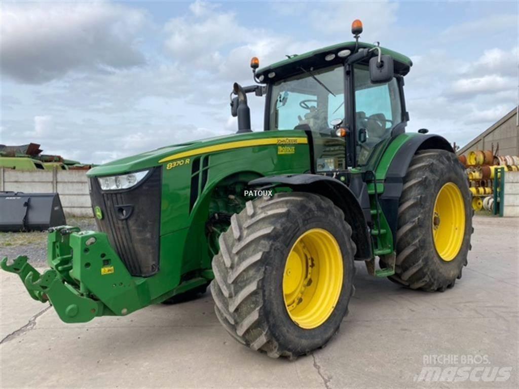 John Deere 8370R Трактори