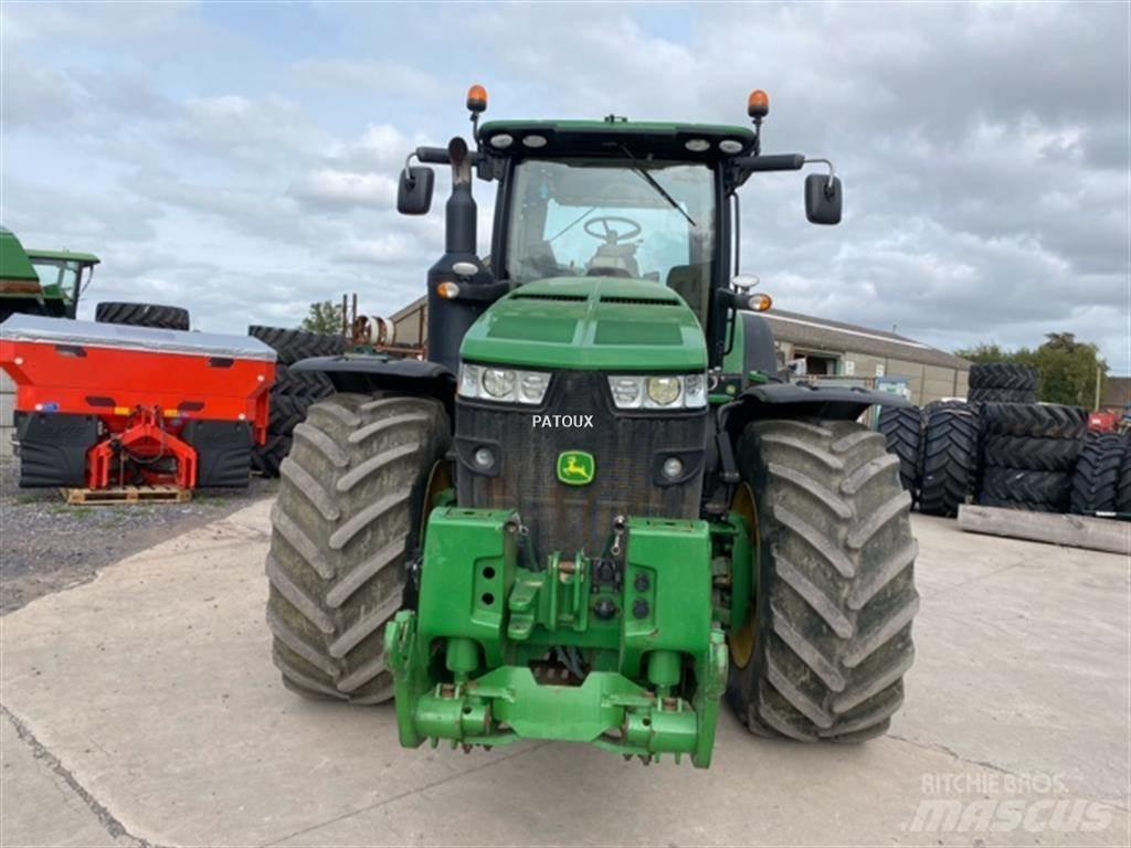 John Deere 8370R Трактори