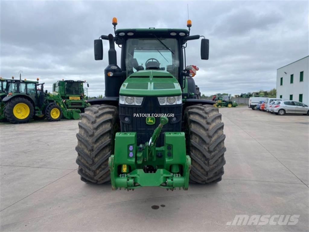 John Deere 8370R Трактори