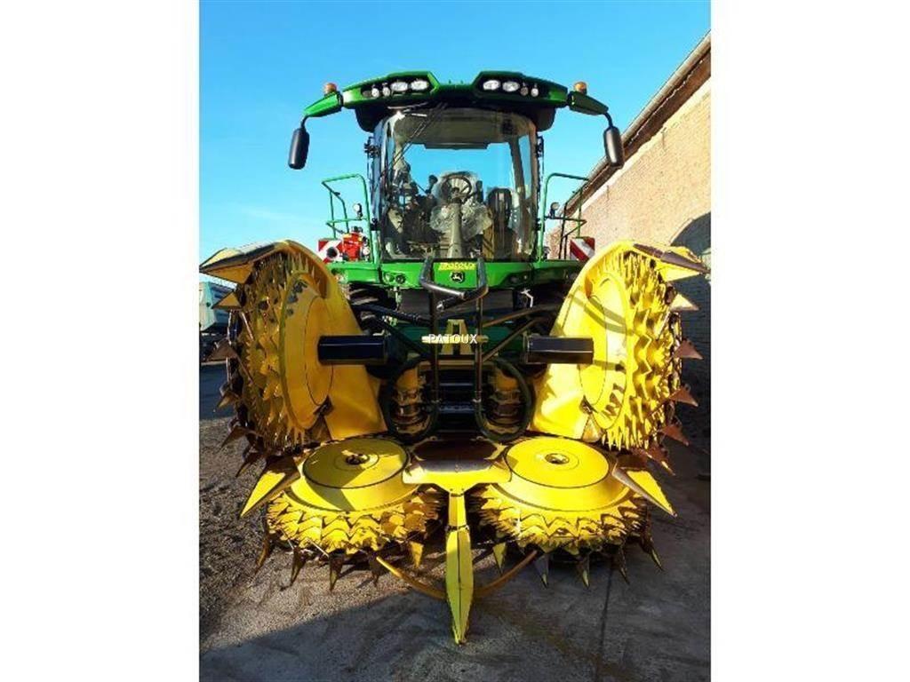 John Deere 8400 Фуражни комбайни