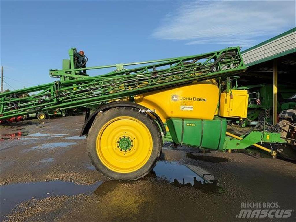 John Deere M740 Прикачни пръскачки
