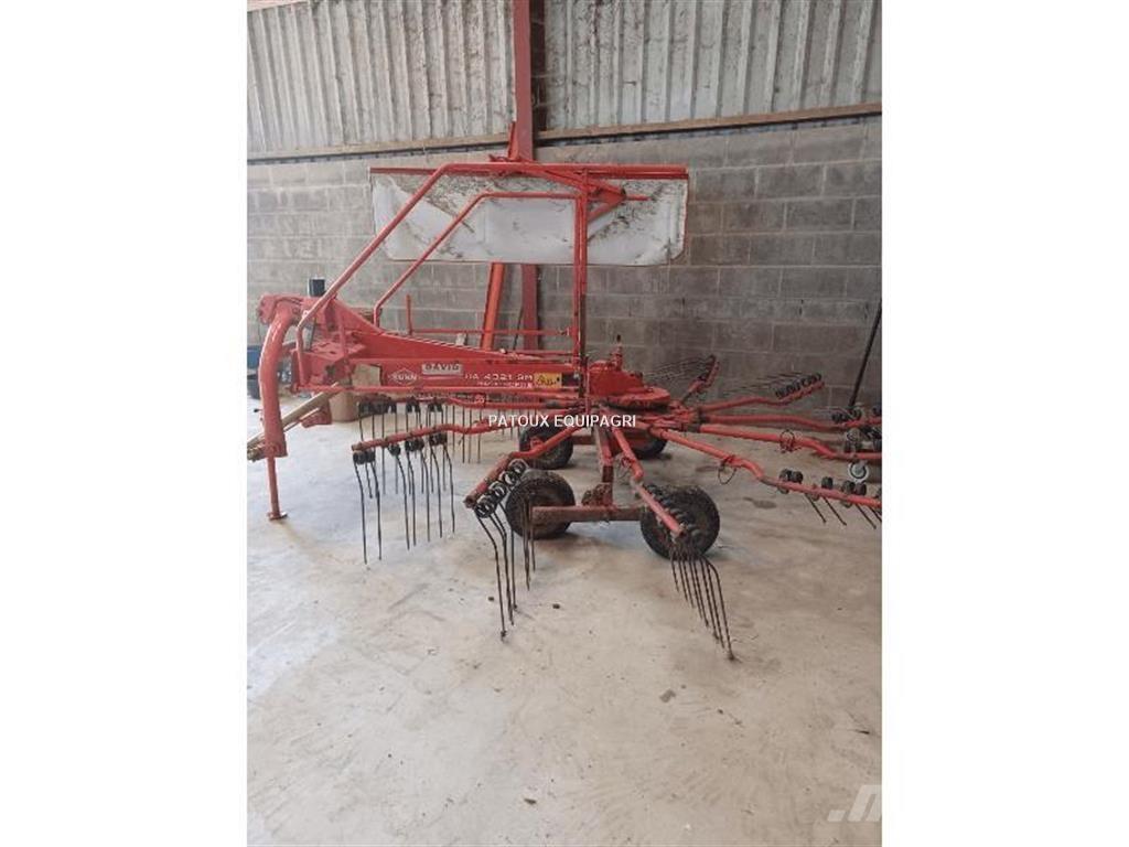Kuhn GA4321 Гребла и сенообръщачки
