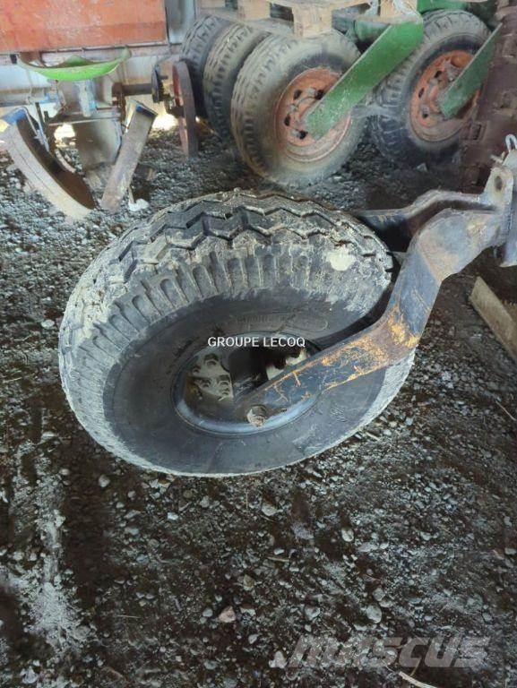 Kuhn VM 180 Стандартни плугове