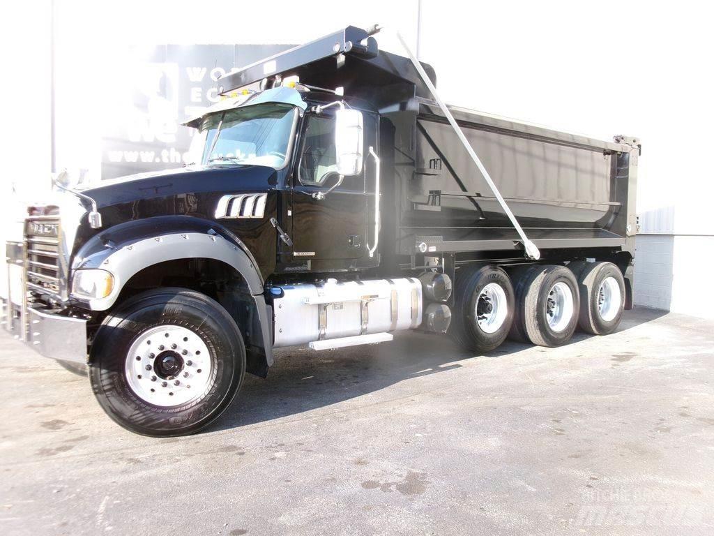 Mack GR64F Самосвал