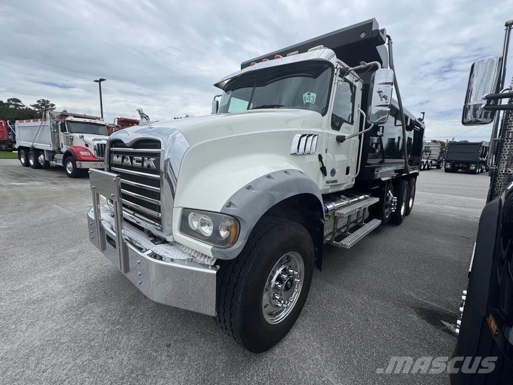 Mack Granite Самосвал