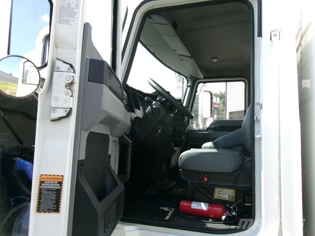 Mack MD6 Каросерии