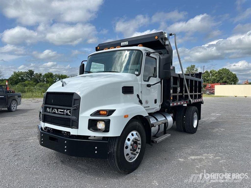 Mack MD6 Самосвал