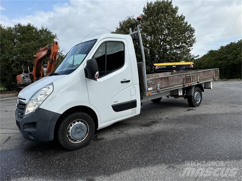 Opel Movano Бордови