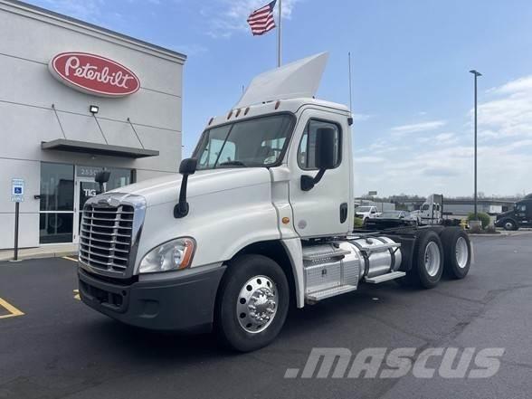 Freightliner CASCADIA 116 Влекачи