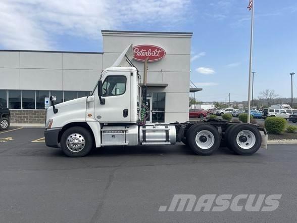 Freightliner CASCADIA 116 Влекачи