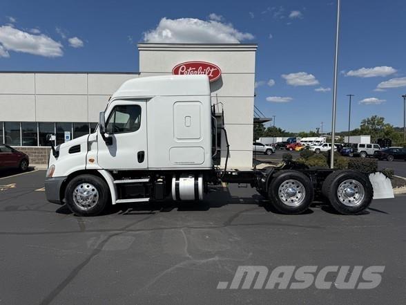 Freightliner CASCADIA 116 Влекачи