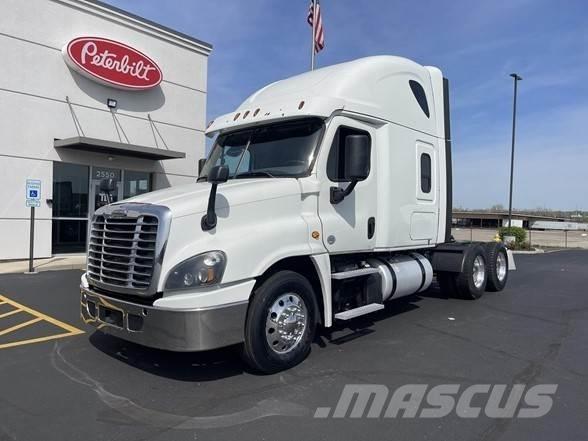 Freightliner CASCADIA 116 Влекачи
