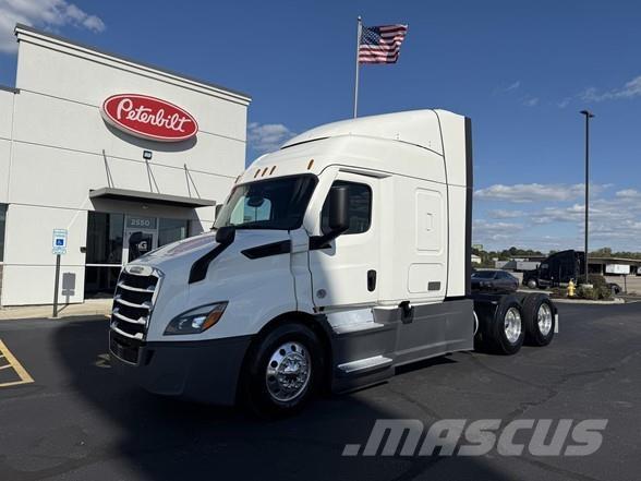Freightliner CASCADIA 116 Влекачи