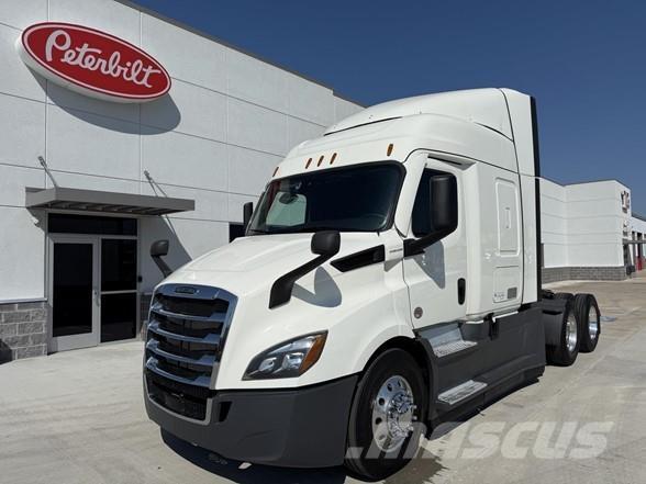 Freightliner CASCADIA 116 Влекачи