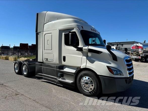Freightliner CASCADIA 116 Влекачи