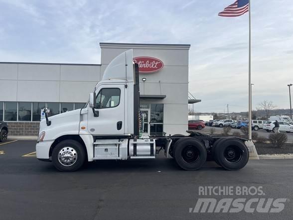 Freightliner CASCADIA 125 Влекачи