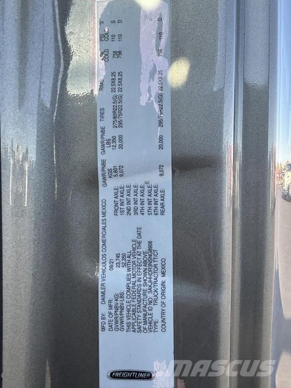 Freightliner CASCADIA 126 Влекачи